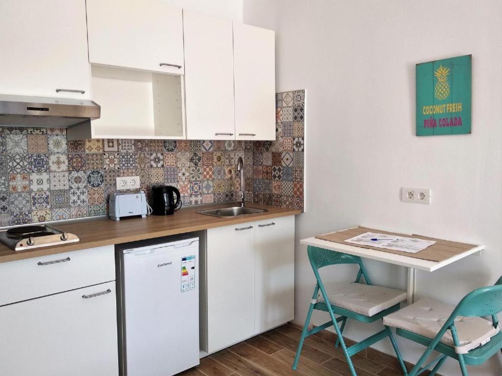 Marina Beach-Apartamentos Tahiche Коста Тегисе Екстериор снимка