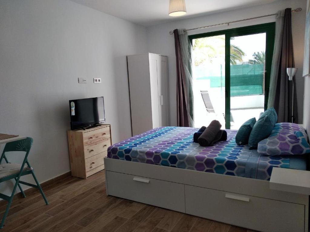 Marina Beach-Apartamentos Tahiche Коста Тегисе Екстериор снимка