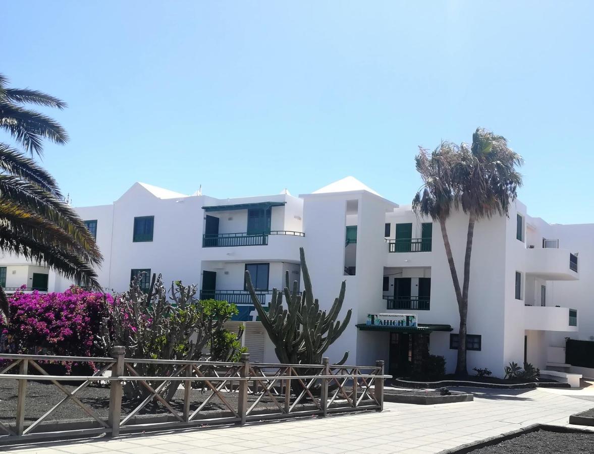 Marina Beach-Apartamentos Tahiche Коста Тегисе Екстериор снимка