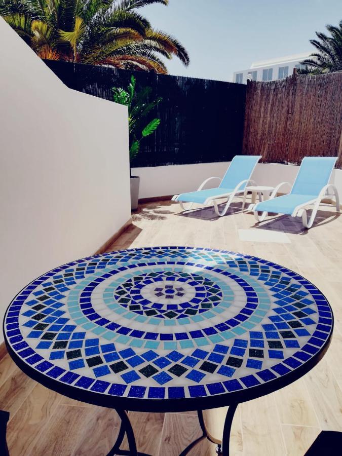 Marina Beach-Apartamentos Tahiche Коста Тегисе Екстериор снимка